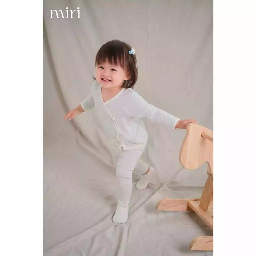 Bộ dài MIRI cho bé cài lệch viền phối màu chất liệu rayon bamboo mềm mịn co giãn thoải mái