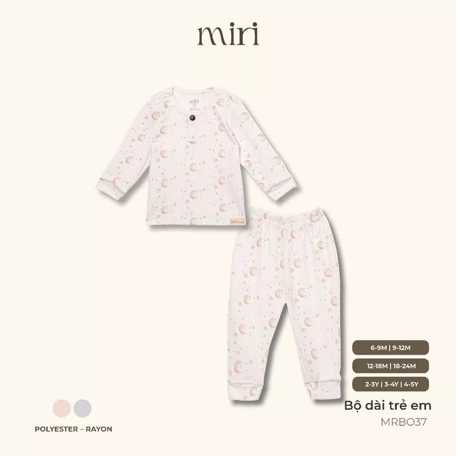 Bộ dài tay trẻ em giả nẹp bo ống chất liệu polyester kết hợp rayon họa tiết dễ thương