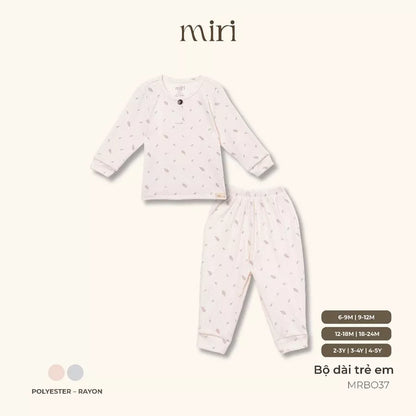 Bộ dài tay trẻ em giả nẹp bo ống chất liệu polyester kết hợp rayon họa tiết dễ thương