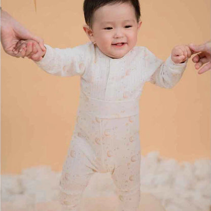 Bộ quần áo dài sơ sinh cài giữa chất liệu polyester kết hợp rayon thoải mái cho bé